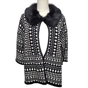 Chico's Size 2 (Large) Black / White Cardigan Sweater Removable Faux Fur Collar